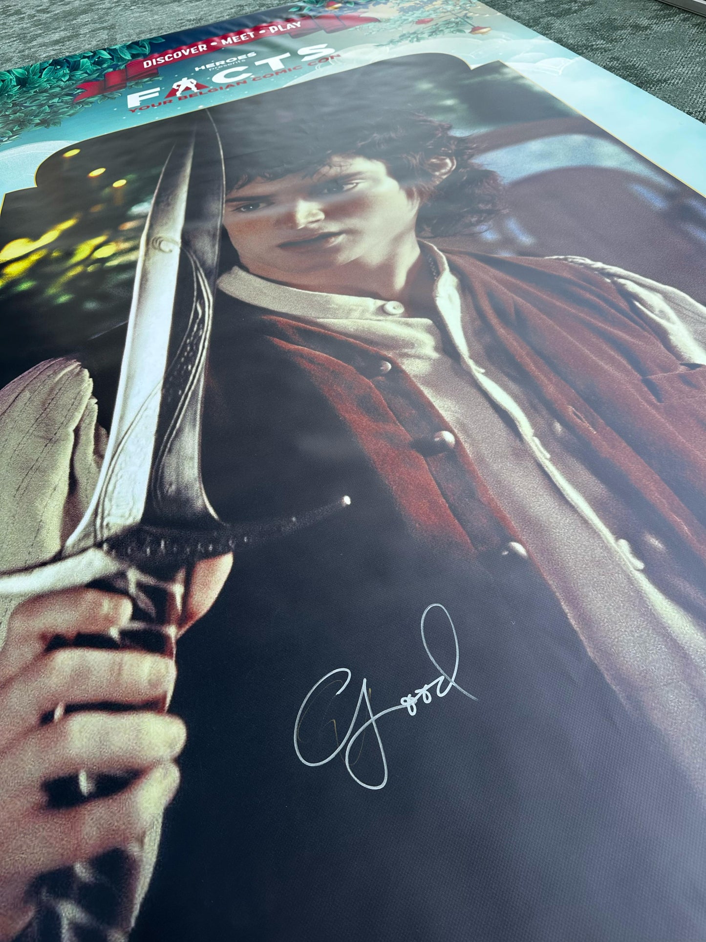 Elijah Wood signed large PVC banner - FACTS Spring 2025