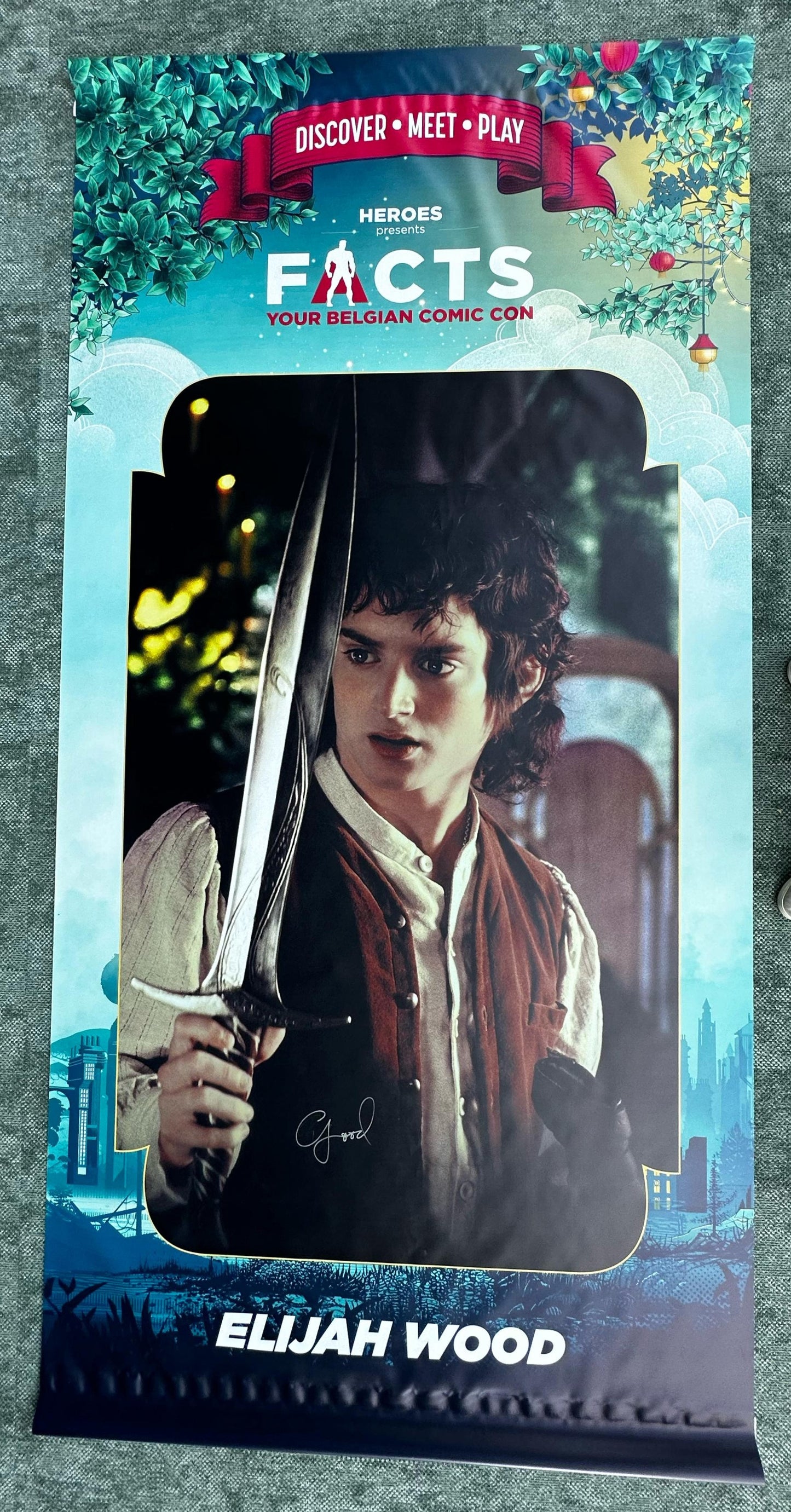 Elijah Wood signed large PVC banner - FACTS Spring 2025