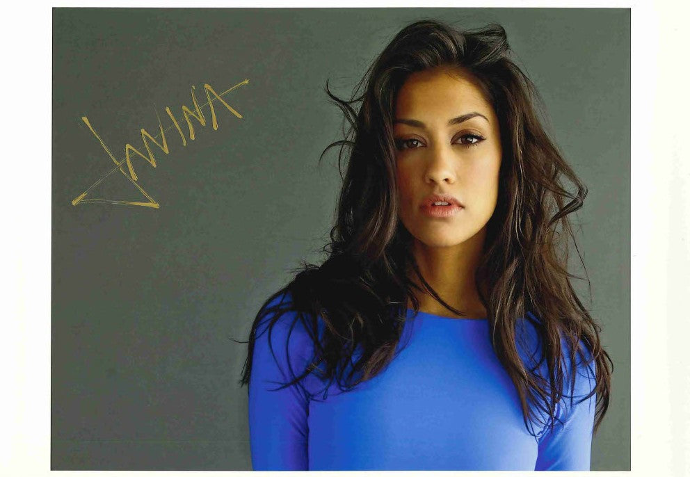 Janina Gavankar Autograph