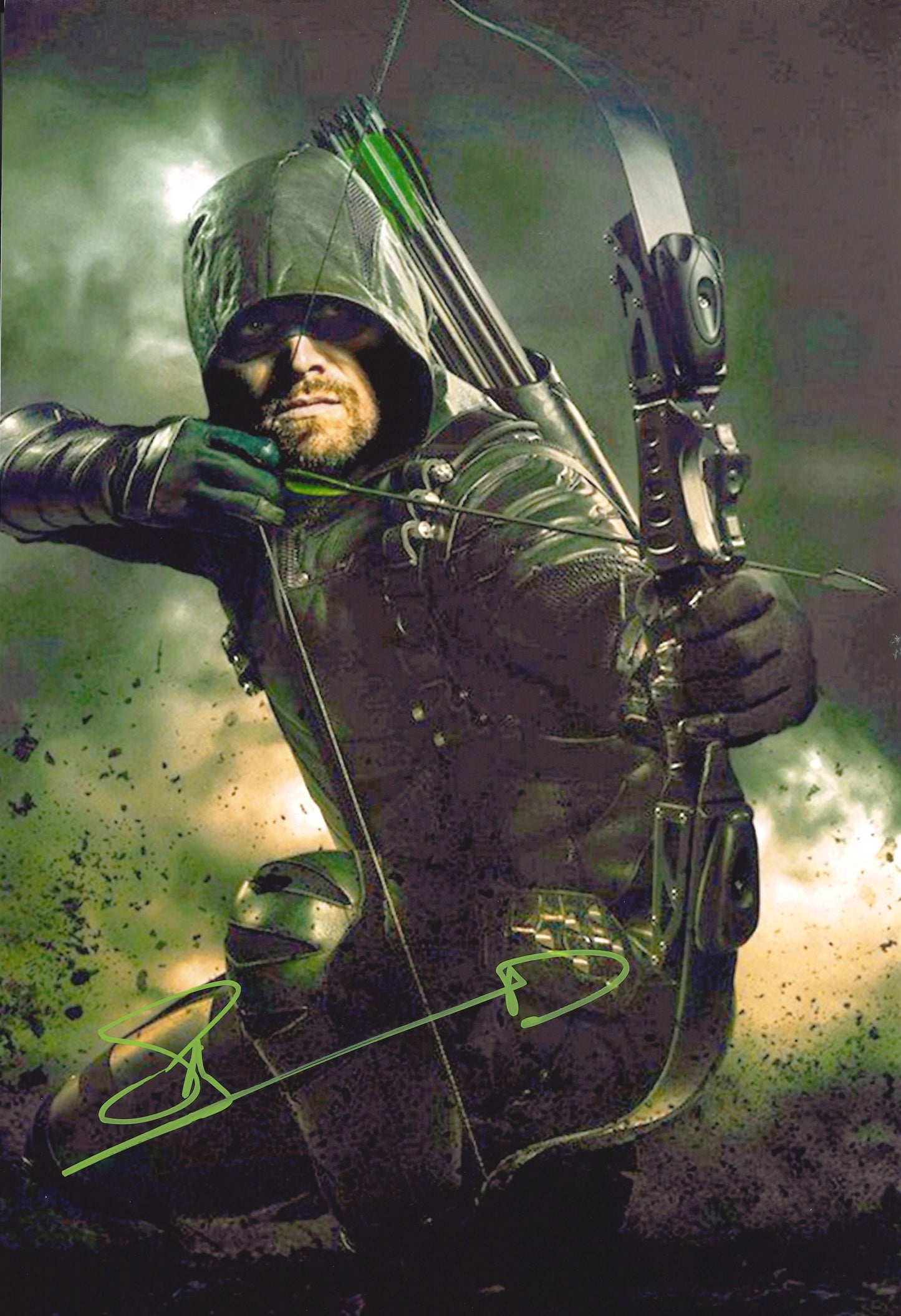 Stephen Amell Autograph