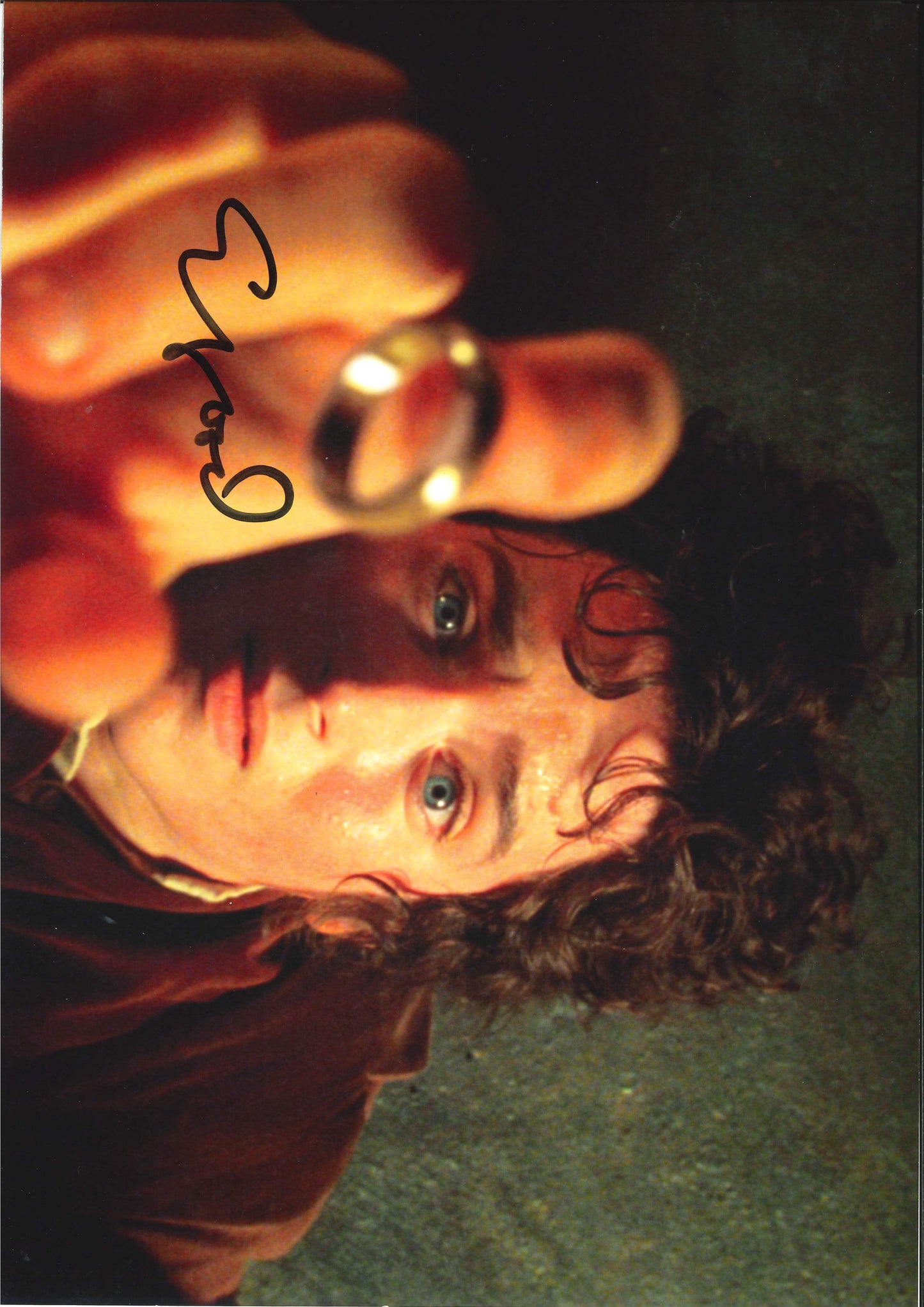 Elijah Wood Autograph
