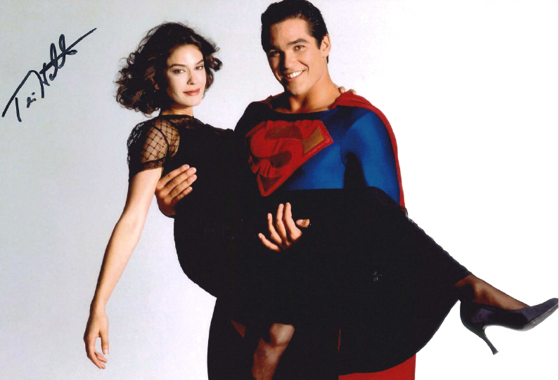 Teri Hatcher Autograph